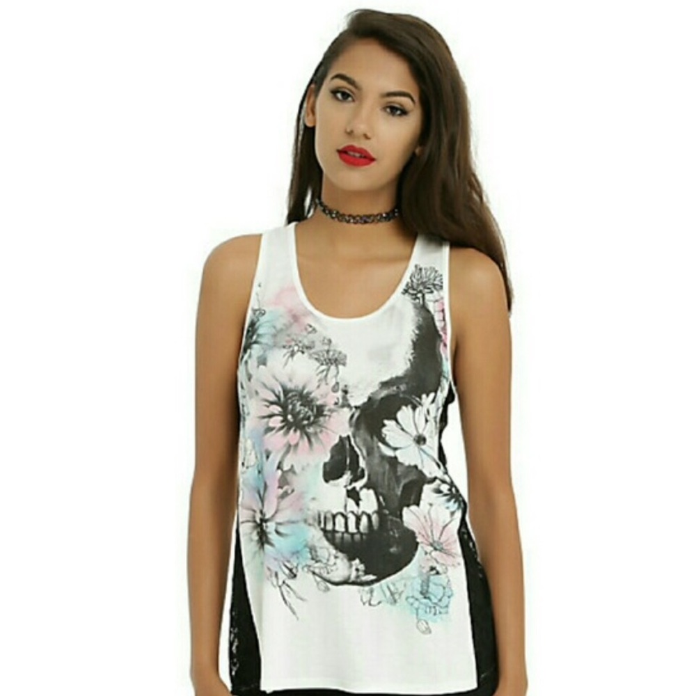 Hot Topic floral lace tank top Firm on price